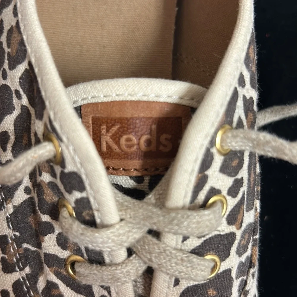 Women’s leopard Keds. Size 7 1/2 - Picture 6 of 6